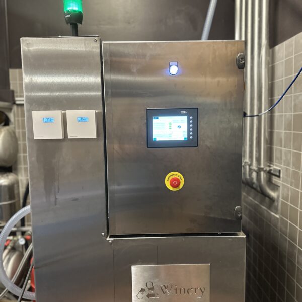 Equipement CO2 Box de CO2 engineering permettant l'analyse et la purification des effluents gazeux